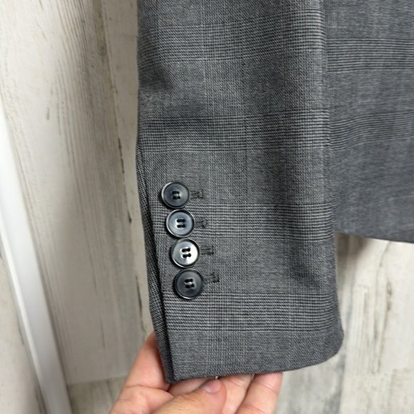 EUC- Size 10P Ann Taylor Blazer - Picture 2 of 5